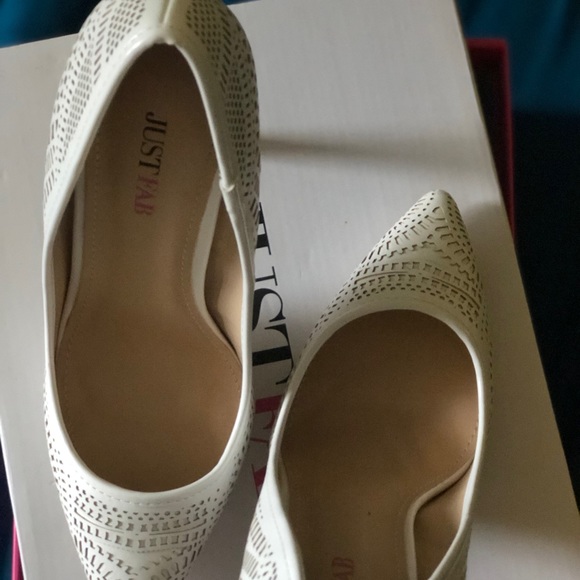 High Heels - Picture 2 of 3